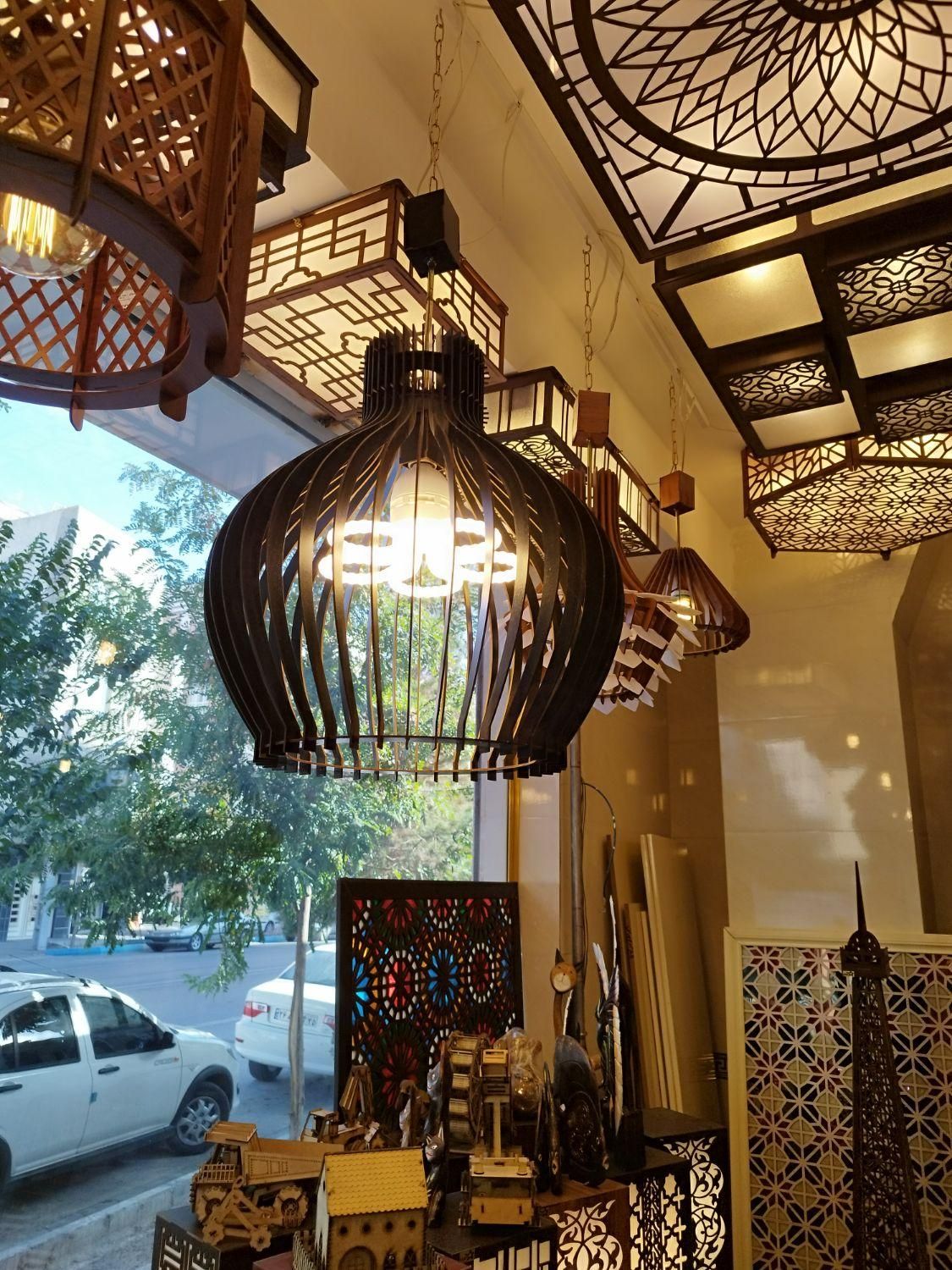 آویز گرد بزرگ ، تک شاخه چوبی|لوستر و چراغ آویز|تبریز, |دیوار