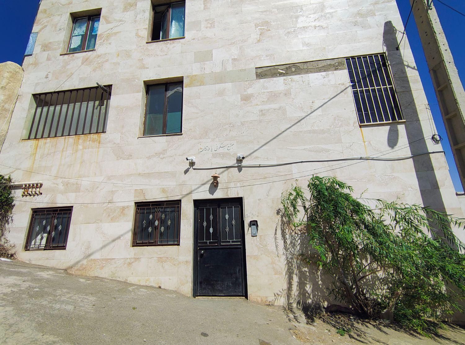 آپارتمان 76متری، محله‌ی سرکمر محلات|فروش آپارتمان|محلات, |دیوار