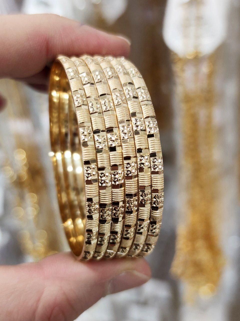 (فروشگاه بدلیجات آمیتیس)النگو طلاروس اصل طرح طلا|بدلیجات|تبریز, |دیوار