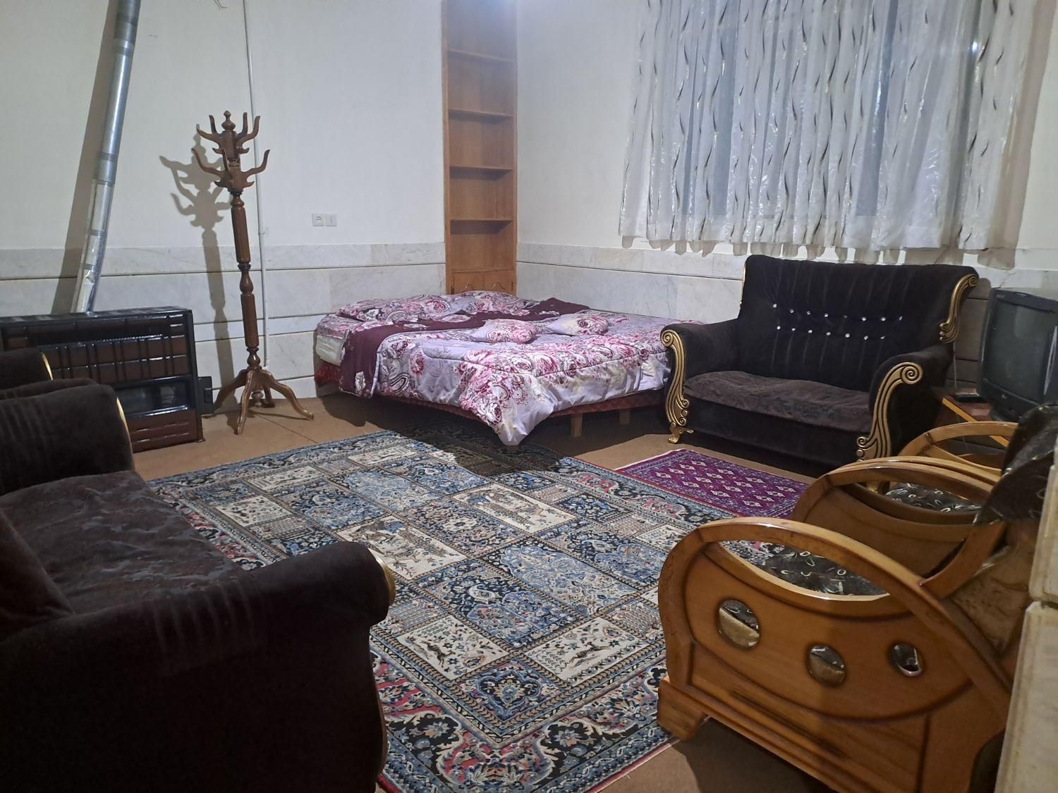 اجاره سوئیت و خانه مبله در باغبهادران،باغبادران|اجارهٔ کوتاه‌مدت آپارتمان و سوئیت|لنجان, |دیوار