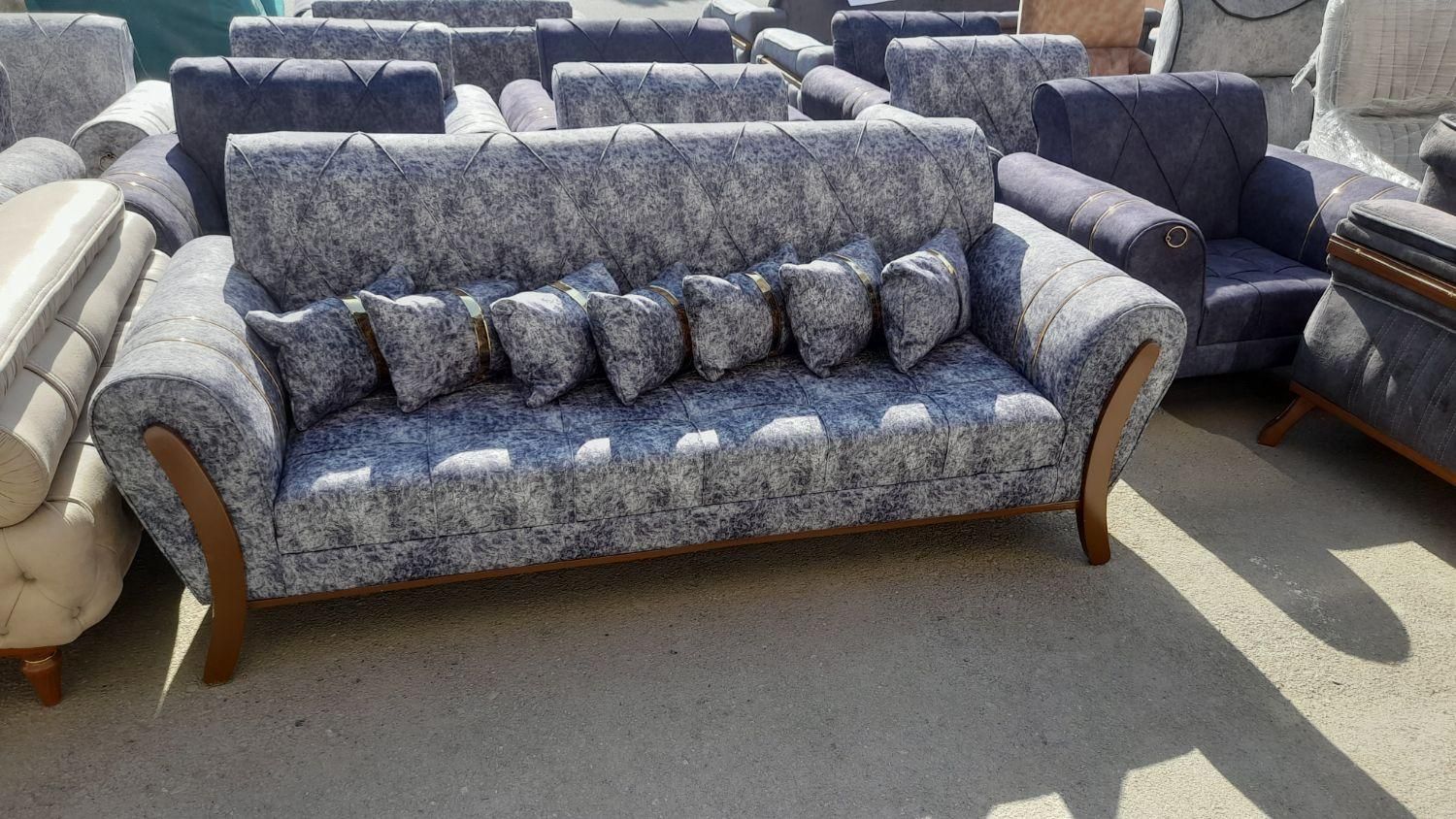 مبل راحتی .زیبا دلنسو|مبلمان خانگی و میز عسلی|ارومیه, |دیوار