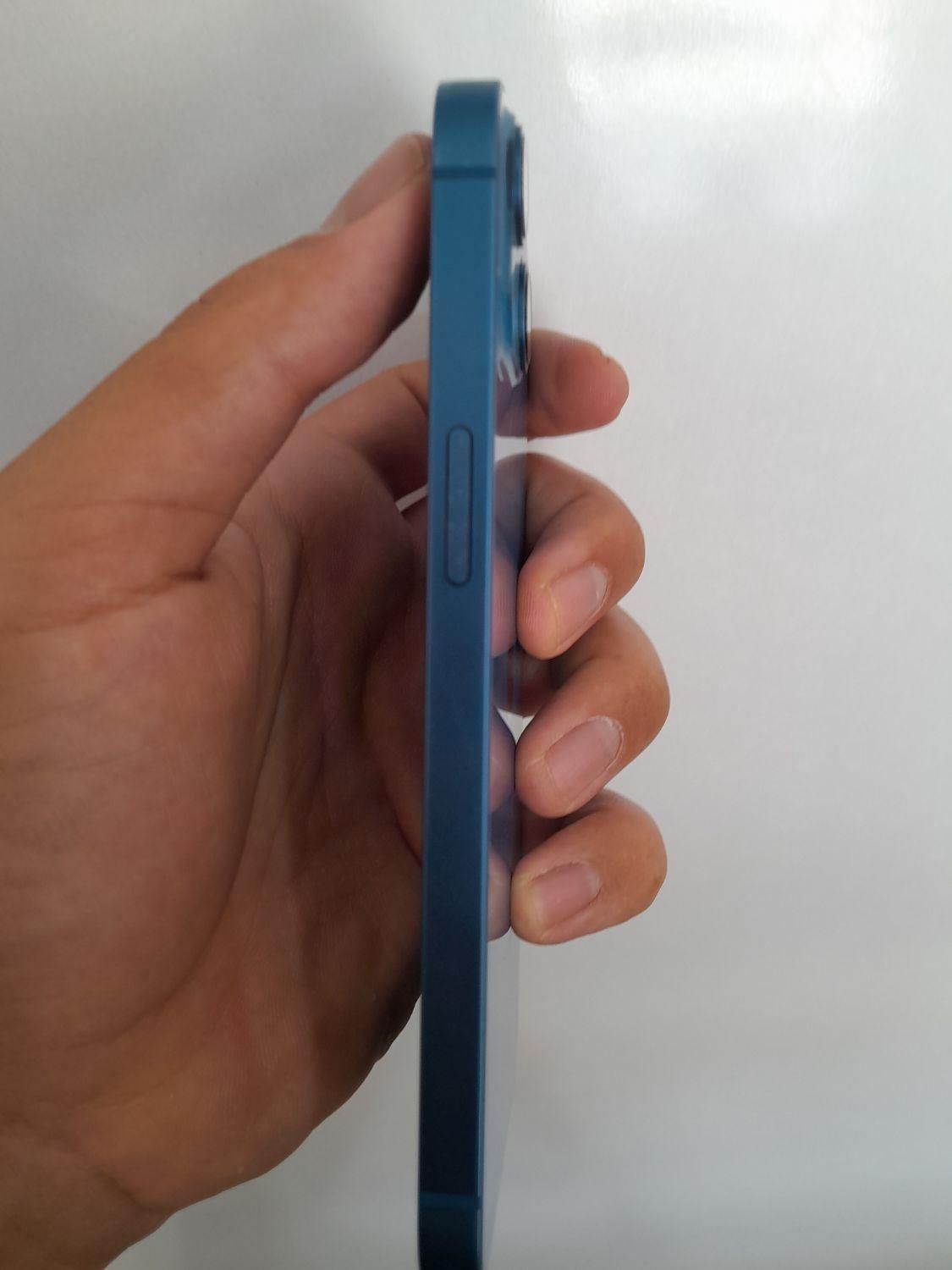 اپل iPhone 13 با حافظهٔ ۱۲۸ گیگابایت|موبایل|یزد, |دیوار