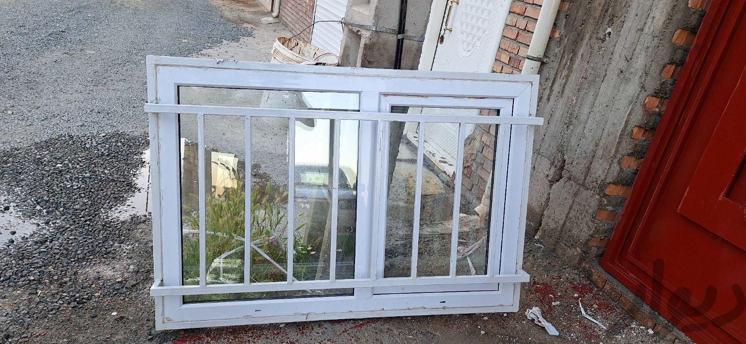 پنجره با شیشه دو جداره|مصالح و تجهیزات ساختمان|نقده, |دیوار
