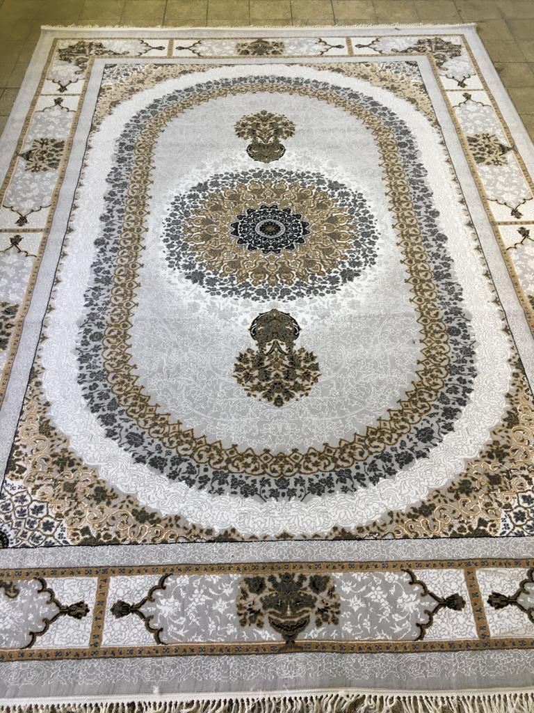 فرش قالی ۱۲۰۰ شانه گل ابریشم|فرش|اهواز, پادادشهر|دیوار