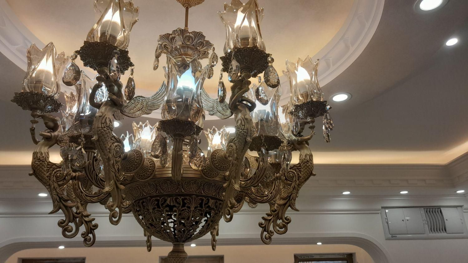 نصب مونتاژ تخصصی انواع لوستر...|خدمات پیشه و مهارت|قم, زنبیل آباد|دیوار