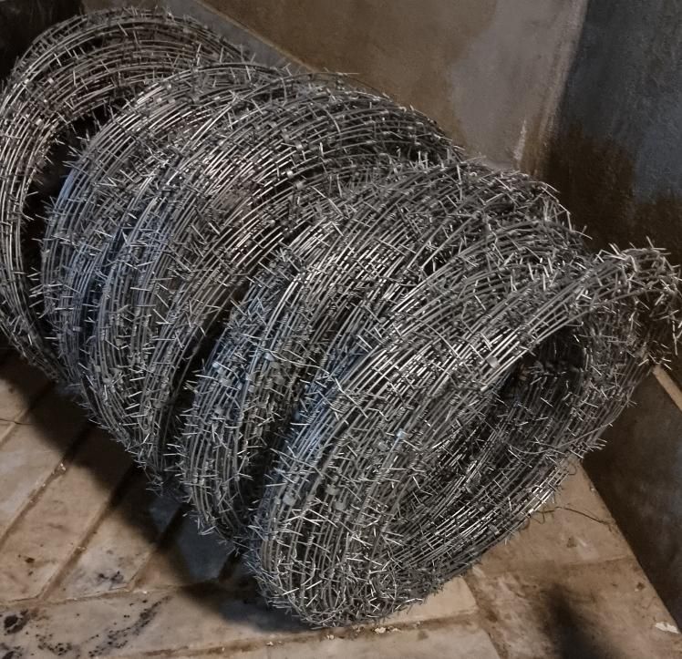 سیم خاردار گابیون نرده فنس حصار توری زیر گچی حفاظ|عمدهفروشی|مشهد, ارشاد|دیوار