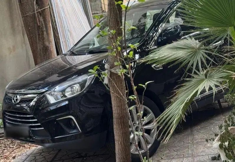 جک s5 مدل اخر۹۸ موتور ۲۰۰۰توربو درحدصفر (بی رنگ)|خودرو سواری و وانت|تهران, سهروردی|دیوار