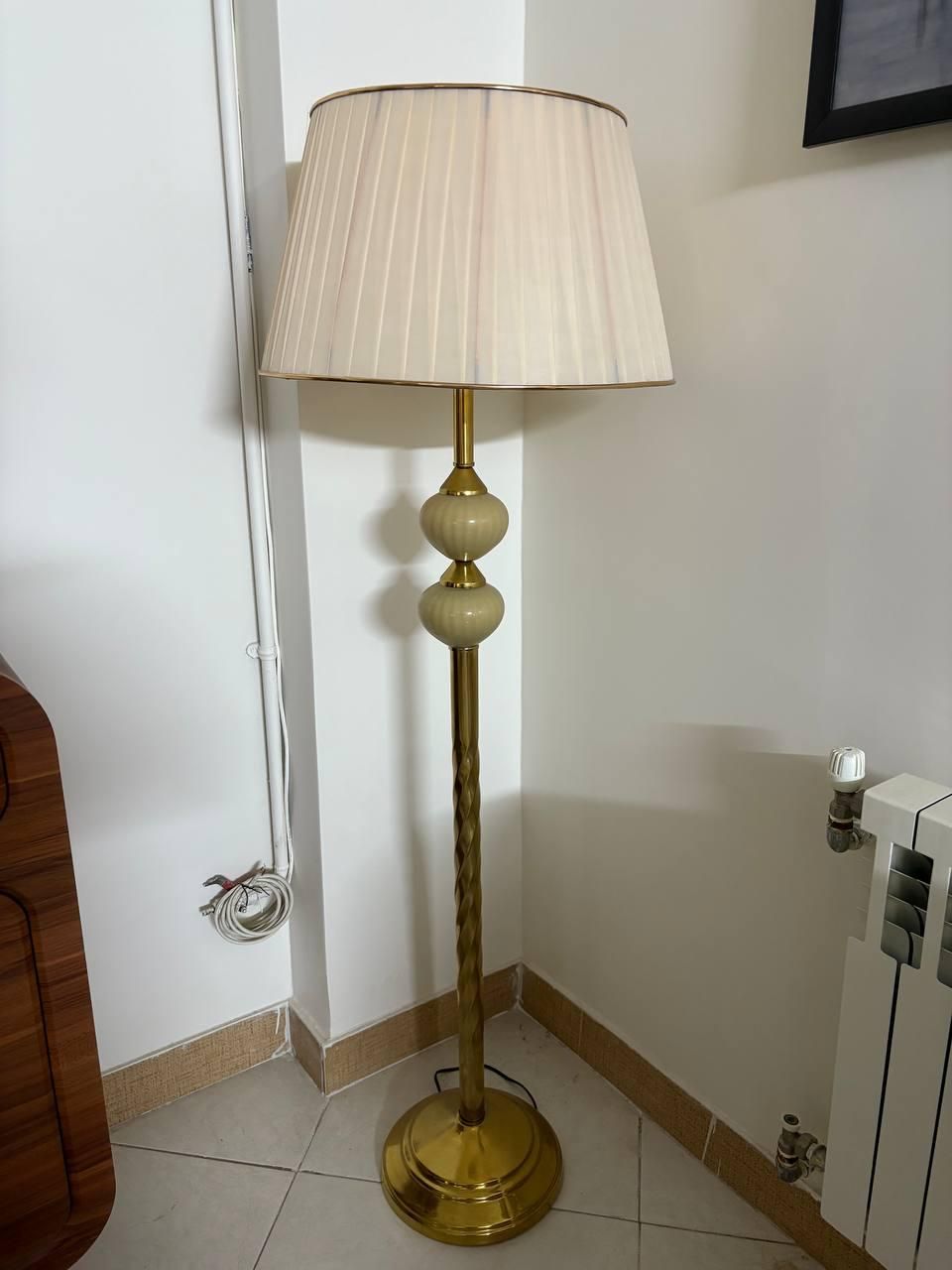 آباژور ایستاده|چراغ خواب و آباژور|فردیس, |دیوار