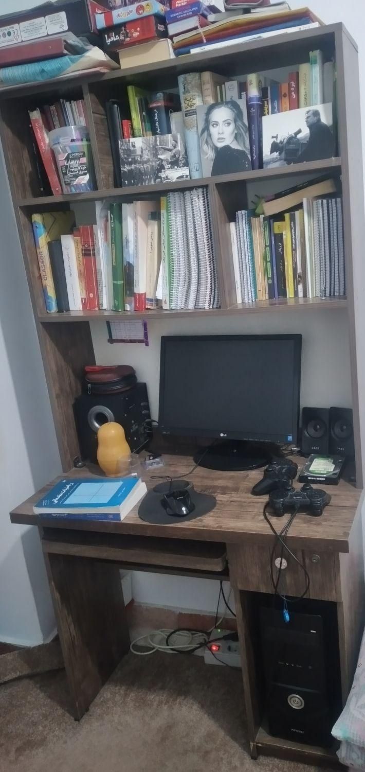 کتابخانه ومیز تحریر وکامپیوتر|کتابخانه، شلف، قفسه‌های دیواری|تهران, کوثر|دیوار