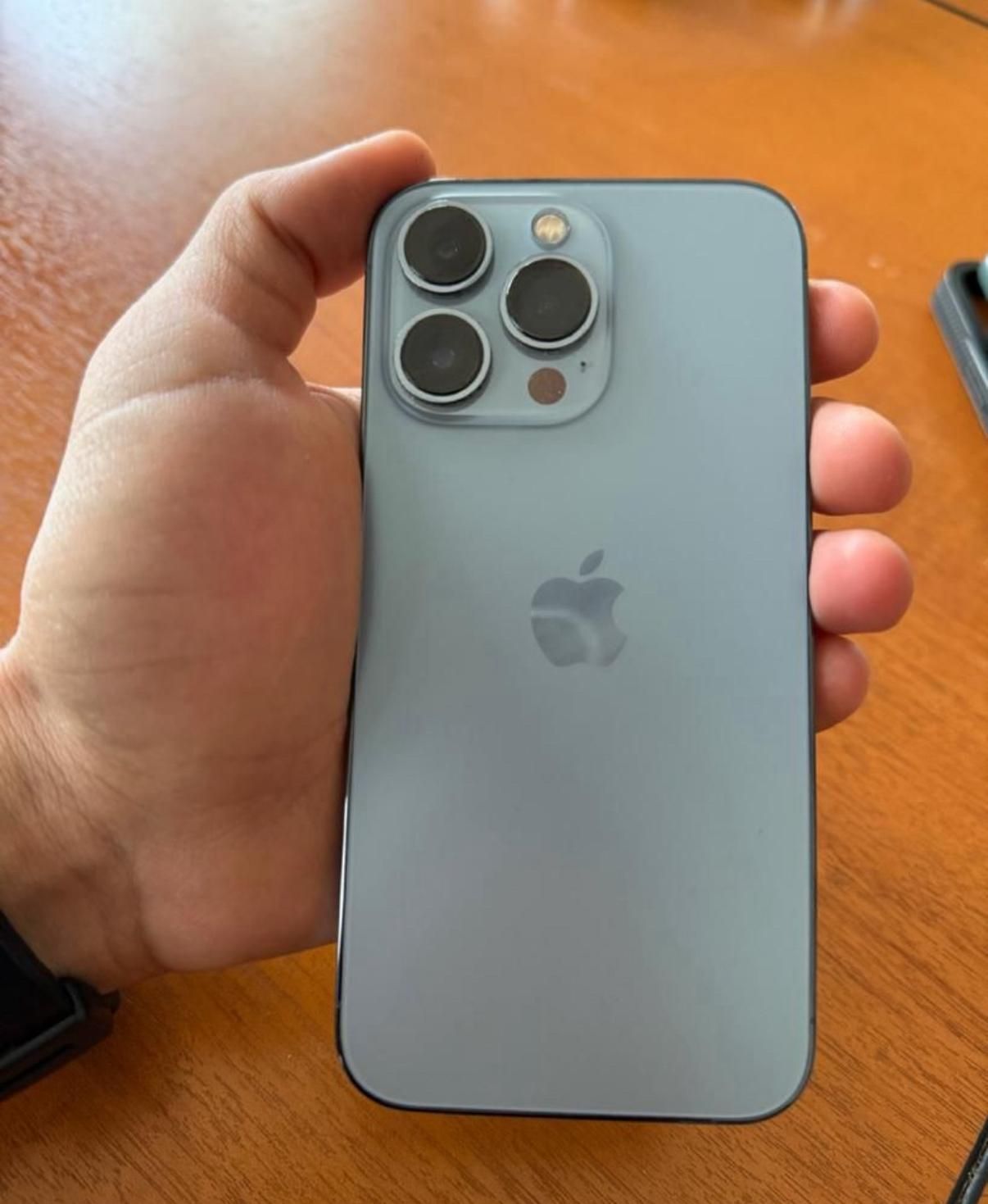 اپل iPhone 13 Pro با حافظهٔ ۲۵۶ گیگابایت|موبایل|اصفهان, جلفا|دیوار