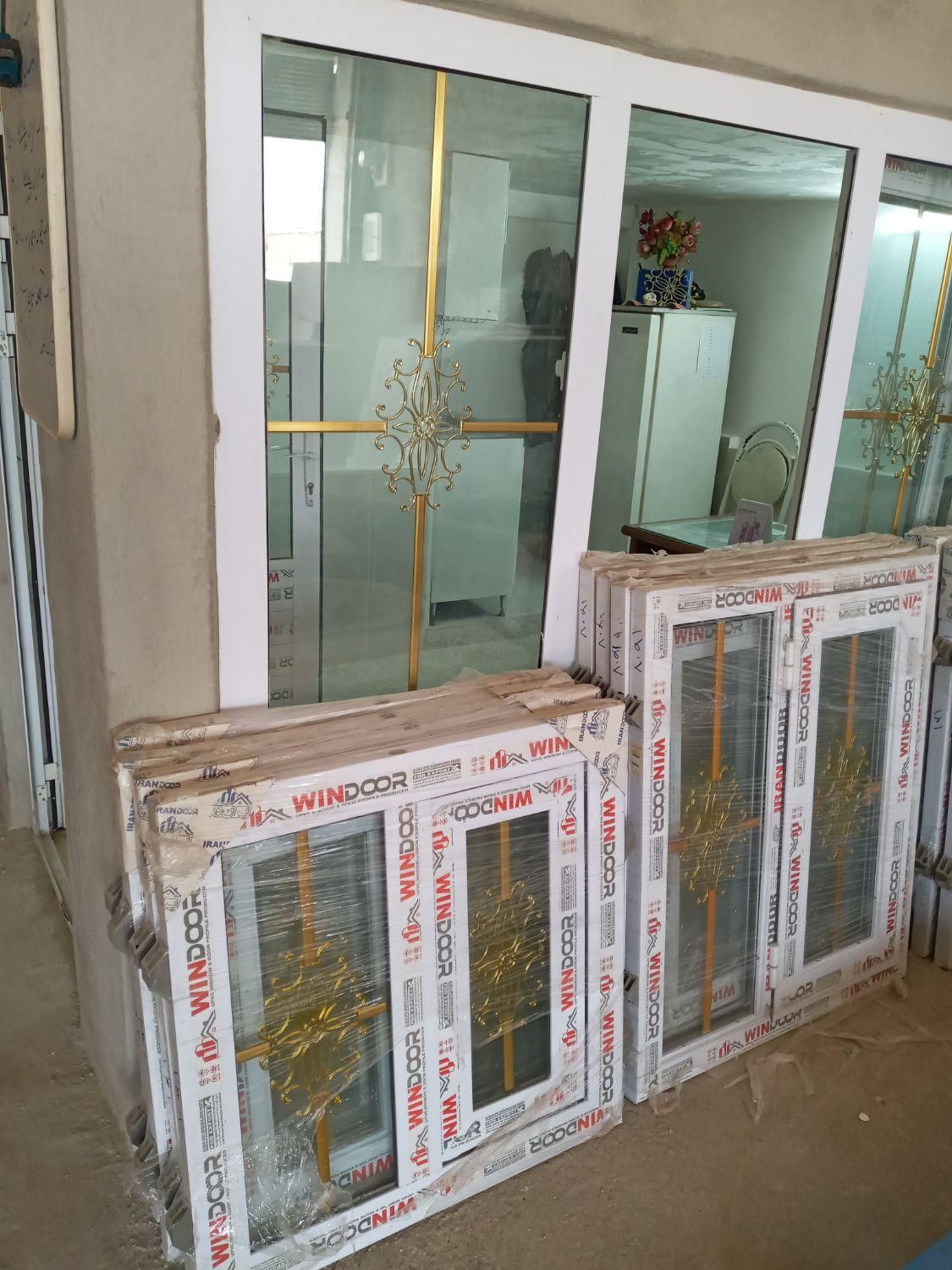 فروش درب وپنجره upvc  ودرب اتاق خواب چوبی|مصالح و تجهیزات ساختمان|بروجرد, |دیوار