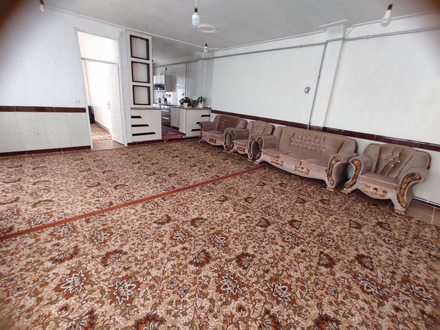 سویت ژیارداخل شهرجوانرود نزدیک بازارچه|اجارهٔ کوتاه‌مدت آپارتمان و سوئیت|جوانرود, |دیوار