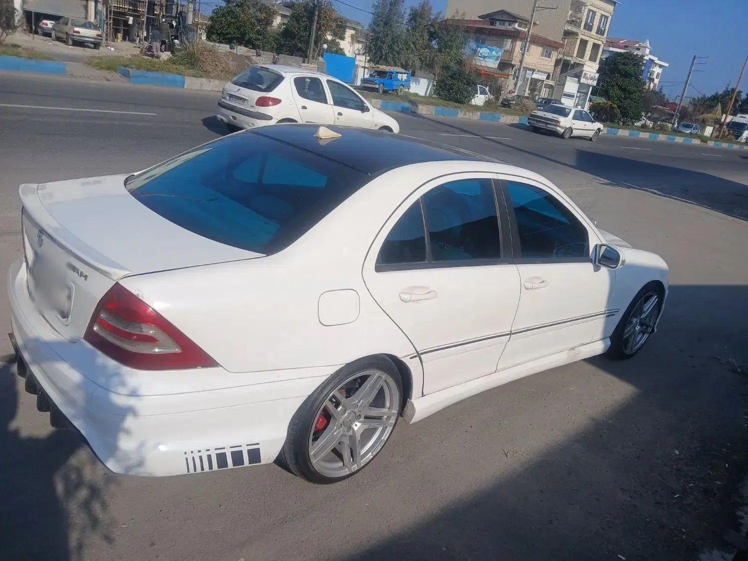 بنز کلاس C C240 دنده‌ای، مدل ۲۰۰۲|خودرو سواری و وانت|تهران, آجودانیه|دیوار