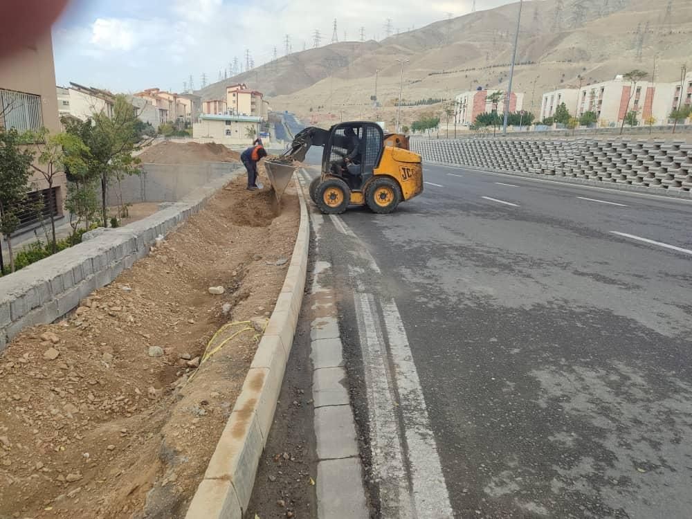مینی بیل پیکور تخریب کمپرسور چکش کاتر شیار زدن|خدمات حمل و نقل|تهران, اکباتان|دیوار