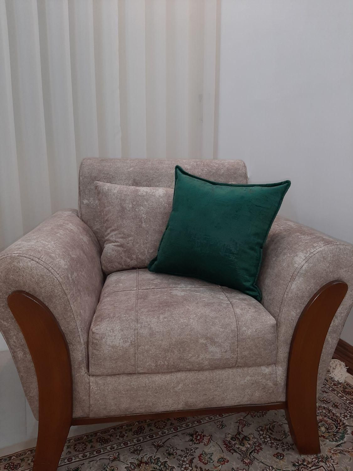 کوسن مبل|مبلمان خانگی و میز عسلی|اردکان, |دیوار