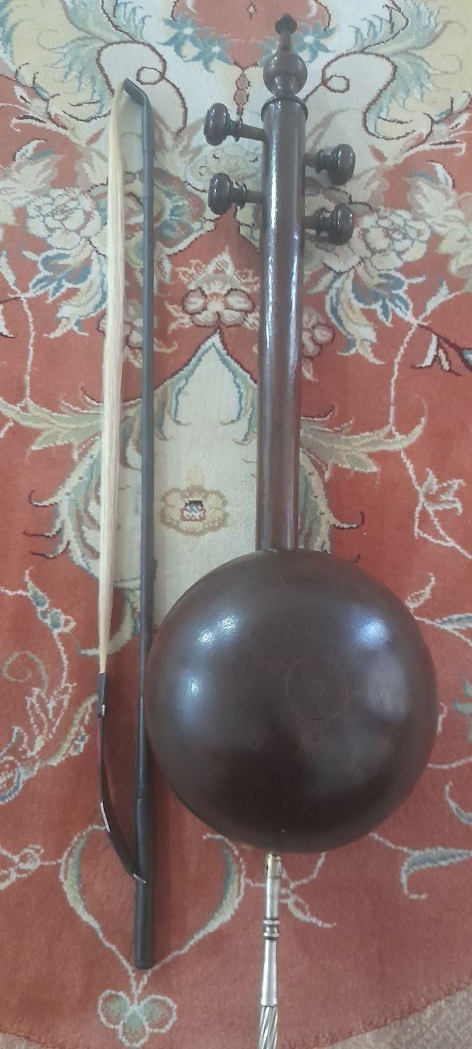 کمانچه پشت بسته|سازهای سنتی|اندیمشک, |دیوار