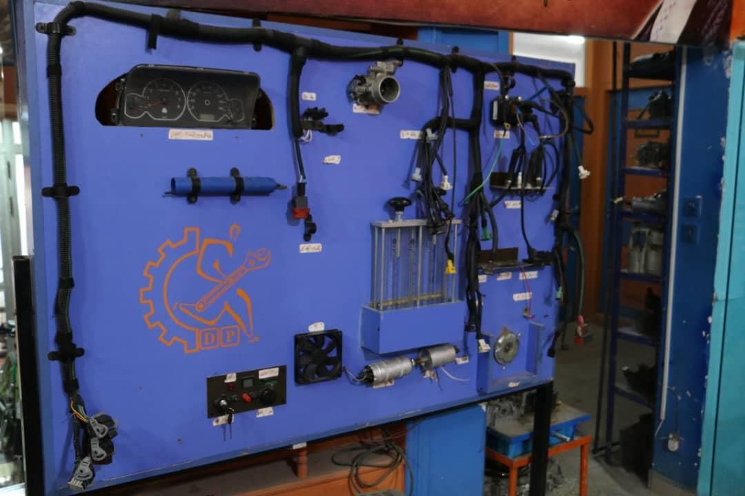 آموزش واستخدام تضمینی برق خودرو در اصفهان|خدمات آموزشی|اصفهان, ملک‌شهر|دیوار