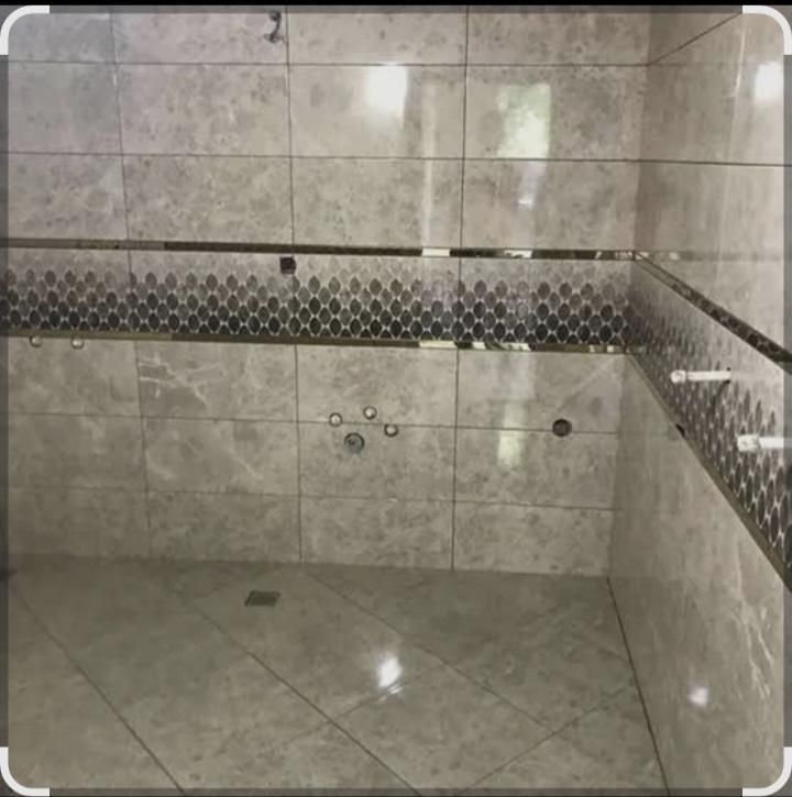 اجرای تخصصی کاشی، سرامیک، سنگ و نمای ساختمان|خدمات پیشه و مهارت|مراغه, |دیوار