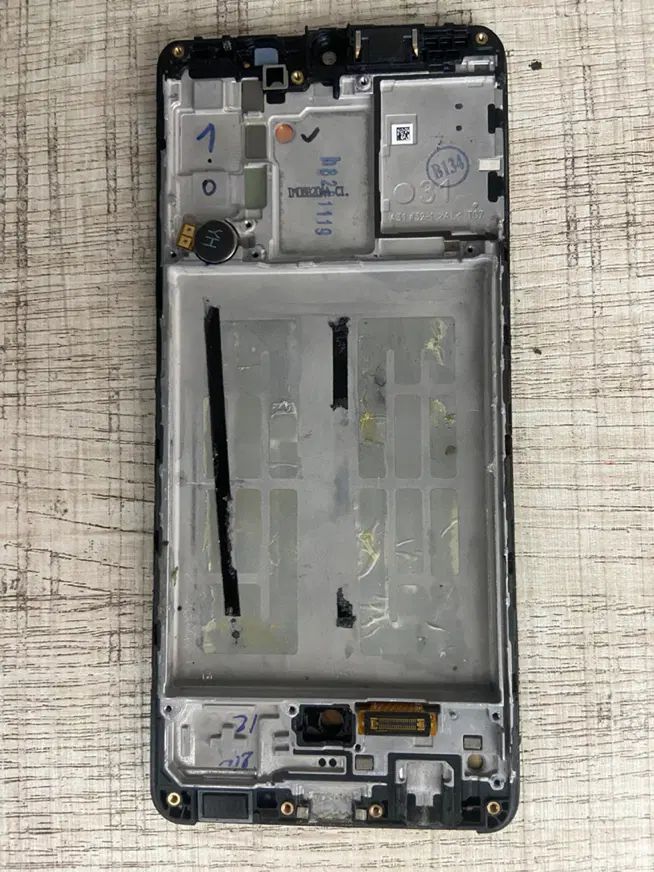 A31 روکاری LCD|لوازم جانبی موبایل و تبلت|تهران, نازی‌آباد|دیوار