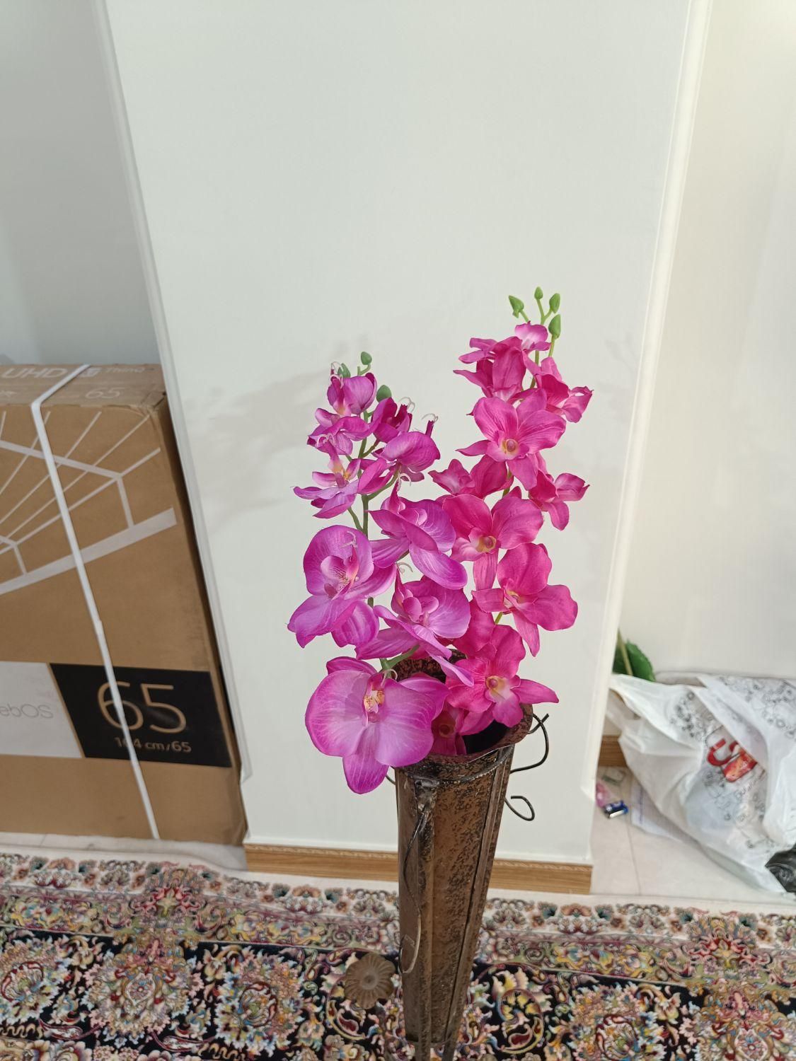 گل شاخه ای|گل مصنوعی|پرند, |دیوار