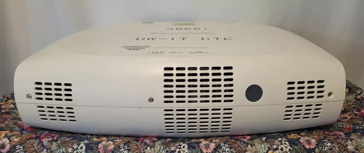 ویدیو پروژکتور لیزری فول اچ دی PANASONIC RZ370|تلویزیون و پروژکتور|تهران, تهرانپارس غربی|دیوار