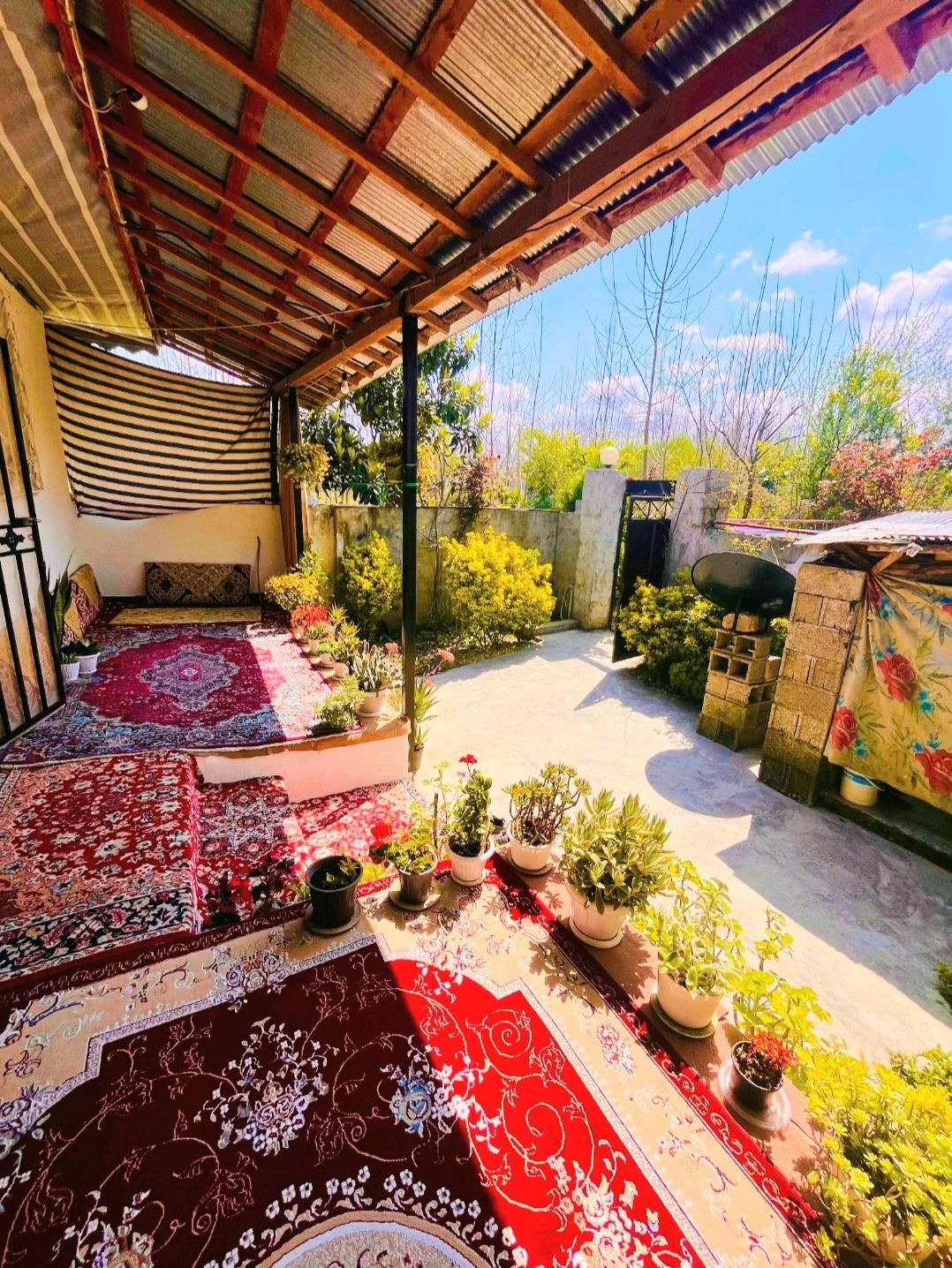ویلایی ۲۳۰متری/سندتک برگ|فروش خانه و ویلا|صومعه‌سرا, |دیوار