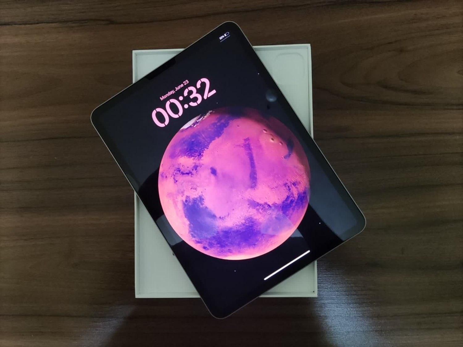 آیپد پرو 11 اینچ (2022 - نسل چهارم) M2 128GB|تبلت|نور, |دیوار