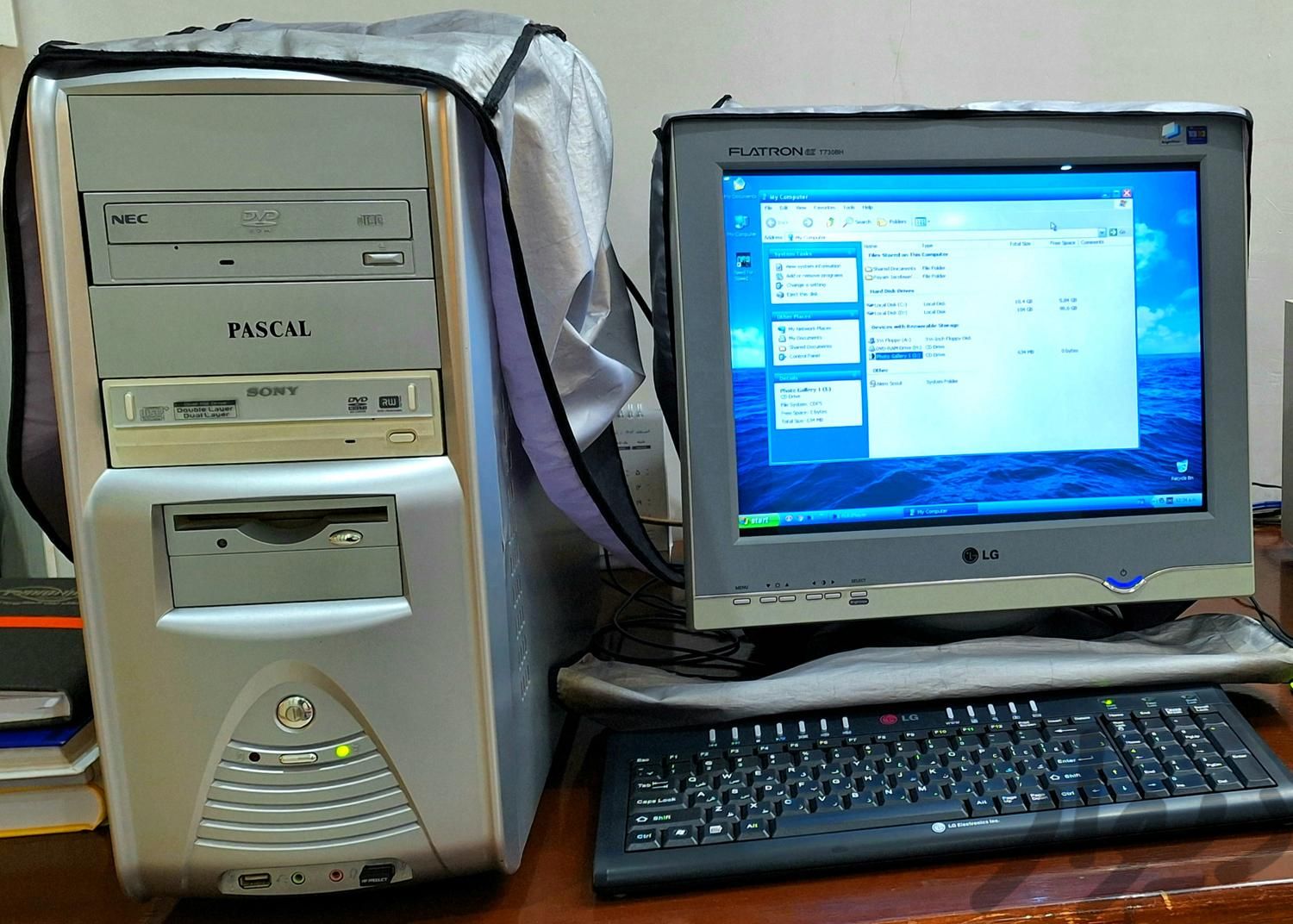 کامپیوتر رومیزی کیس، مانیتور، کیبورد، ماوس|رایانه رومیزی|اراک, |دیوار