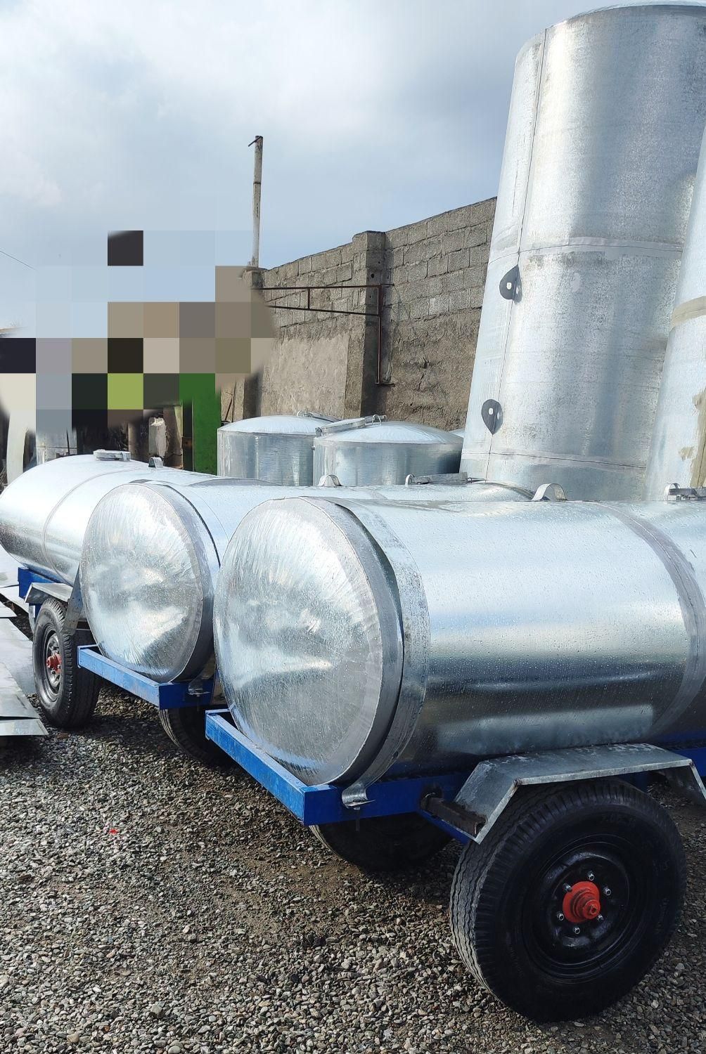 تانکر (مخزن) دو هزار لیتری چرخدار|ماشینآلات صنعتی|تهران, فتح|دیوار