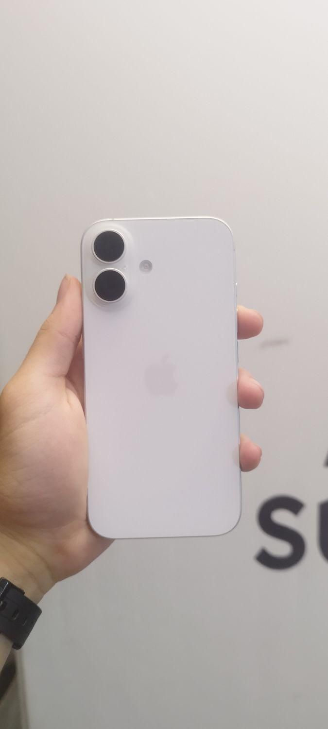 IPhone 16 نرمال ۱۲۸ حافظه سایکل 37|موبایل|کرج, کوی امامیه|دیوار
