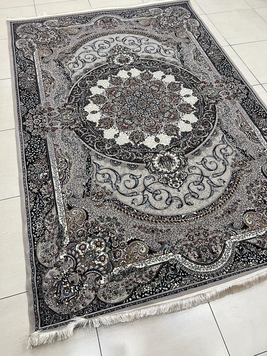 فرش ۷۰۰ شانه اصل نخ در فرش نادر ( اقساط ۱۰ ماهه)|فرش|تبریز, |دیوار