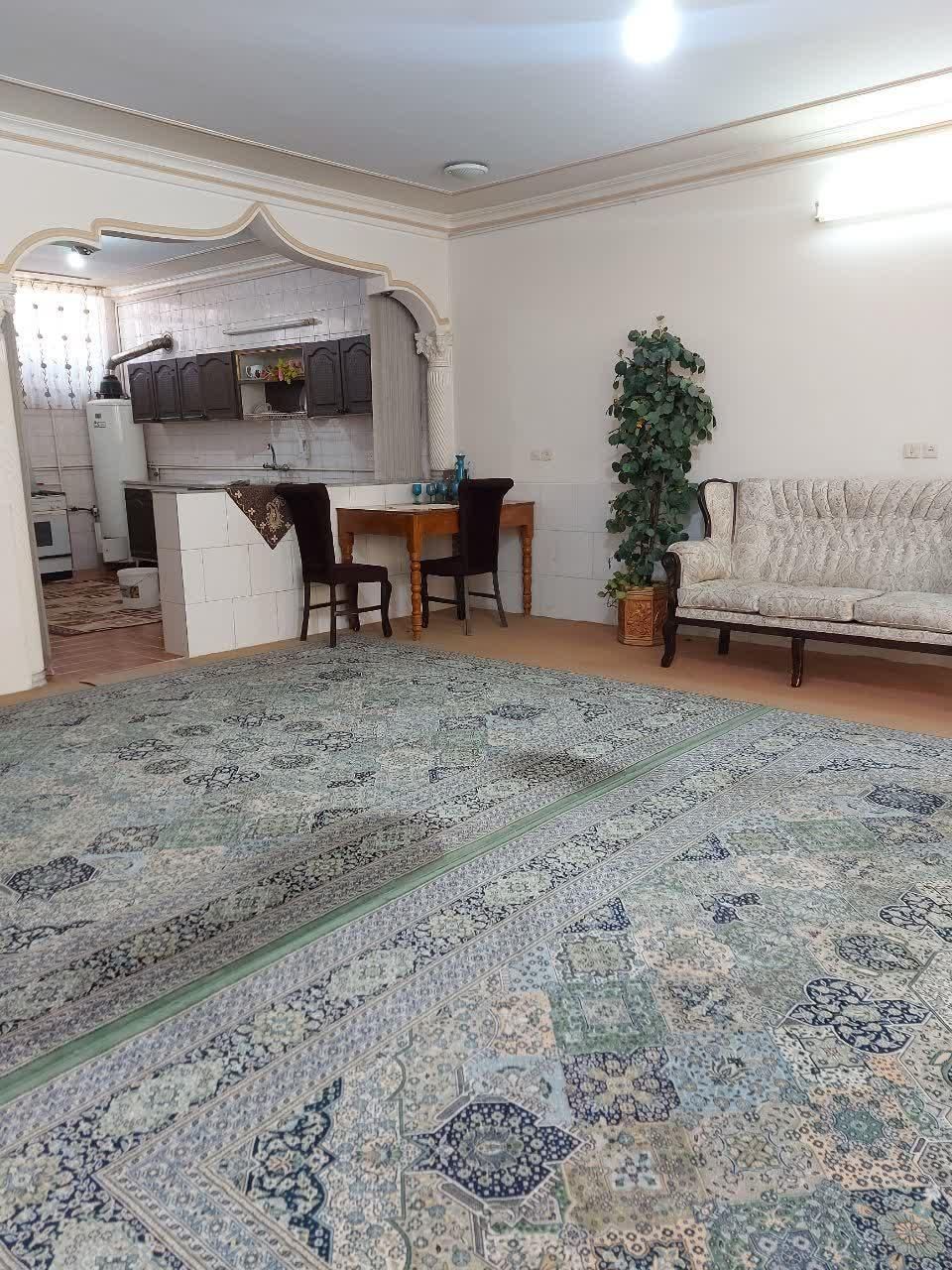 سوییت منزل مرکز یزد ویلایی پارکینگ دار (خ)کاشانی.|اجارهٔ کوتاه‌مدت آپارتمان و سوئیت|یزد, |دیوار