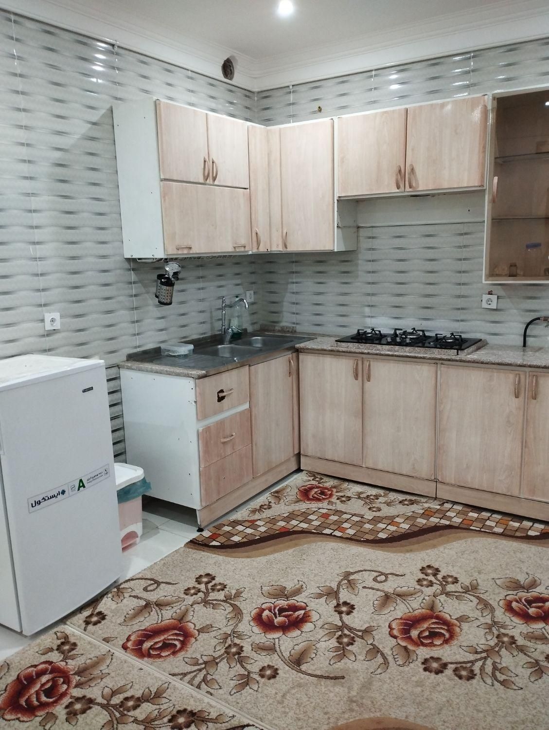 سوییت نوساز با تمام امکانات و پارکینگ .|اجارهٔ کوتاهمدت آپارتمان و سوئیت|یزد, |دیوار