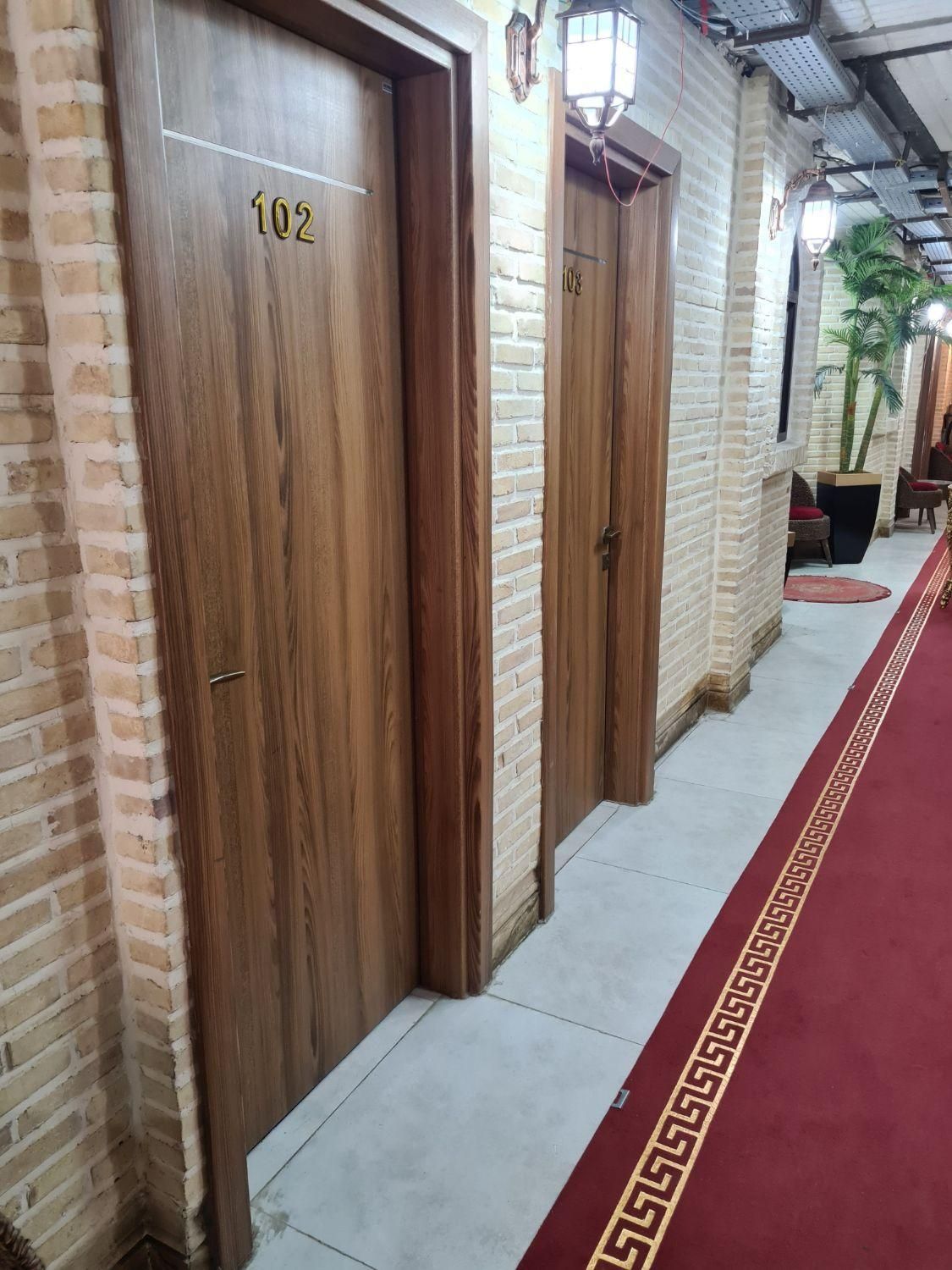 اجاره آپارتمان و اتاق مبله با اینترنت|اجارهٔ کوتاه‌مدت آپارتمان و سوئیت|آبادان, |دیوار