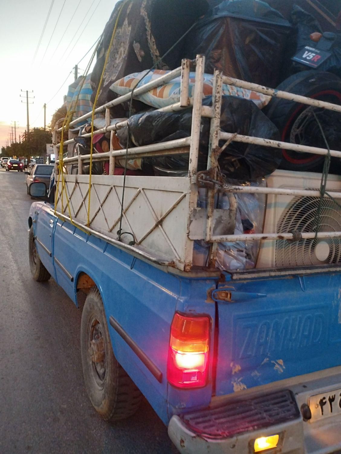 جا به جایی بیرون شهر .درون شهر و بیرون استان|خدمات حمل و نقل|بندر گناوه, |دیوار