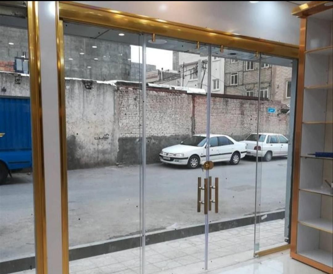 نصب وتعمیر درب کرکره برقی و شیشه سکوریت،صدرا.|خدمات پیشه و مهارت|صدرا-فارس, |دیوار