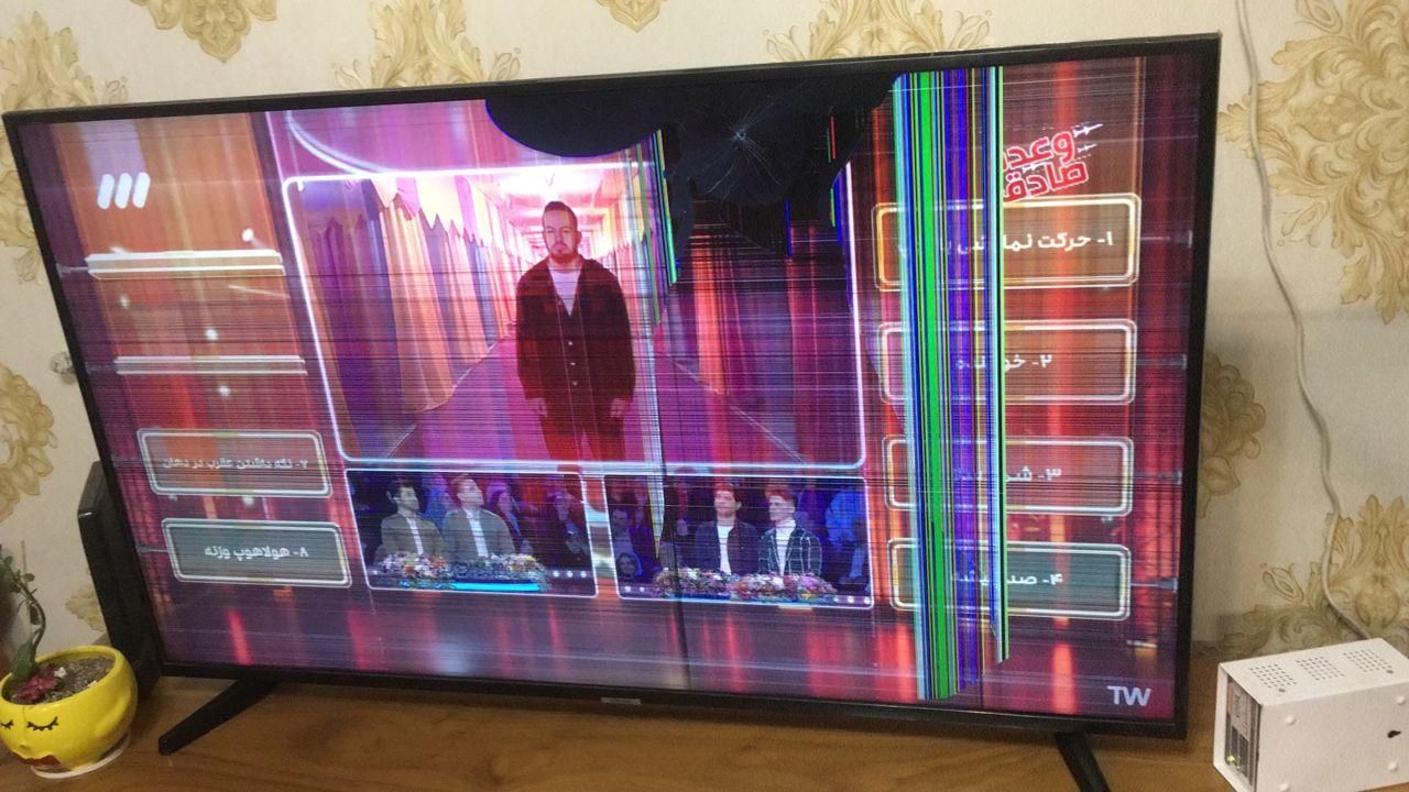 LEDپنل شکسته سونی و الجی شما را خریداریم|تلویزیون و پروژکتور|شیراز, زند|دیوار