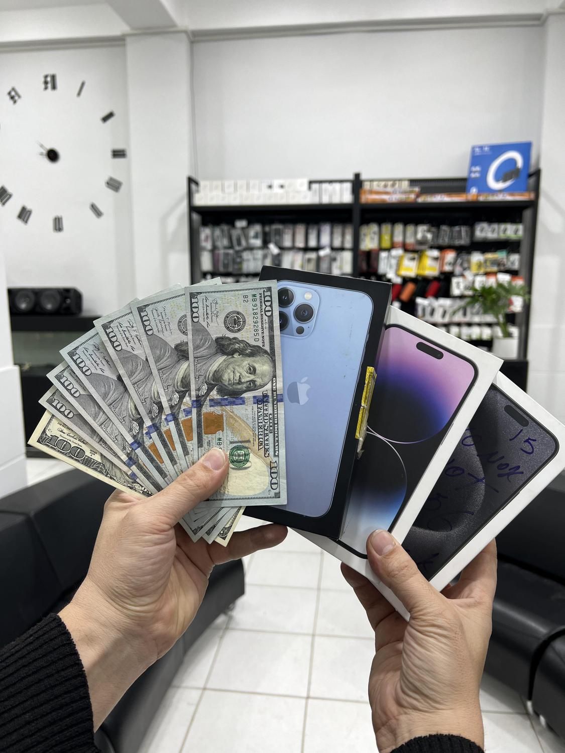 اقساط*ویژه*گوشی اپل / آیفون 13 معمولی|موبایل|قزوین, |دیوار