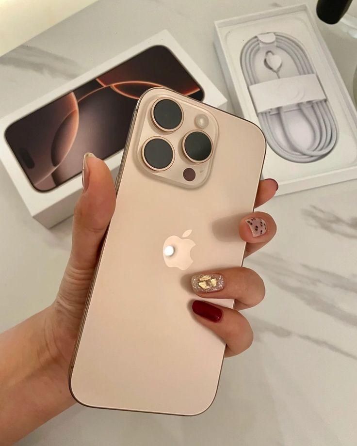 اپل iPhone 16 Pro Pro Max با حافظهٔ ۲۵۶ گیگابایت|موبایل|تهران, شهرک غرب|دیوار