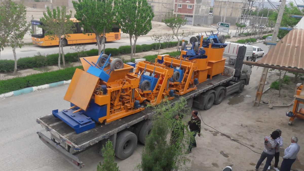 بلوک زن جدول زن|ماشینآلات صنعتی|اصفهان, رهنان|دیوار