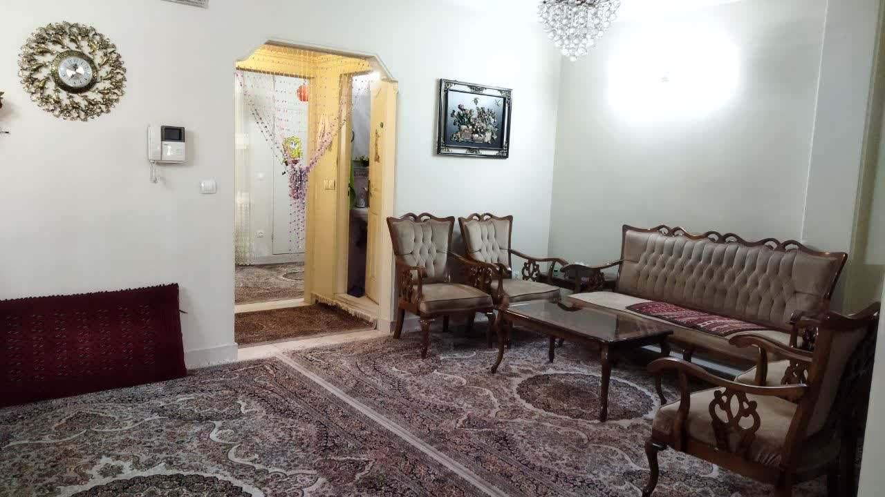 63 متر دهم فروردین دو خواب با پارکینگ و انباری|فروش آپارتمان|تهران, نبی اکرم(ص)|دیوار
