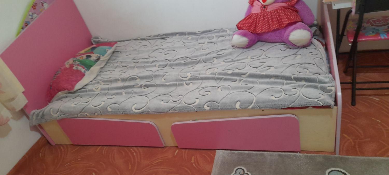 تخت نوجوان دارای دو کشو|تخت و سرویس خواب|آمل, |دیوار