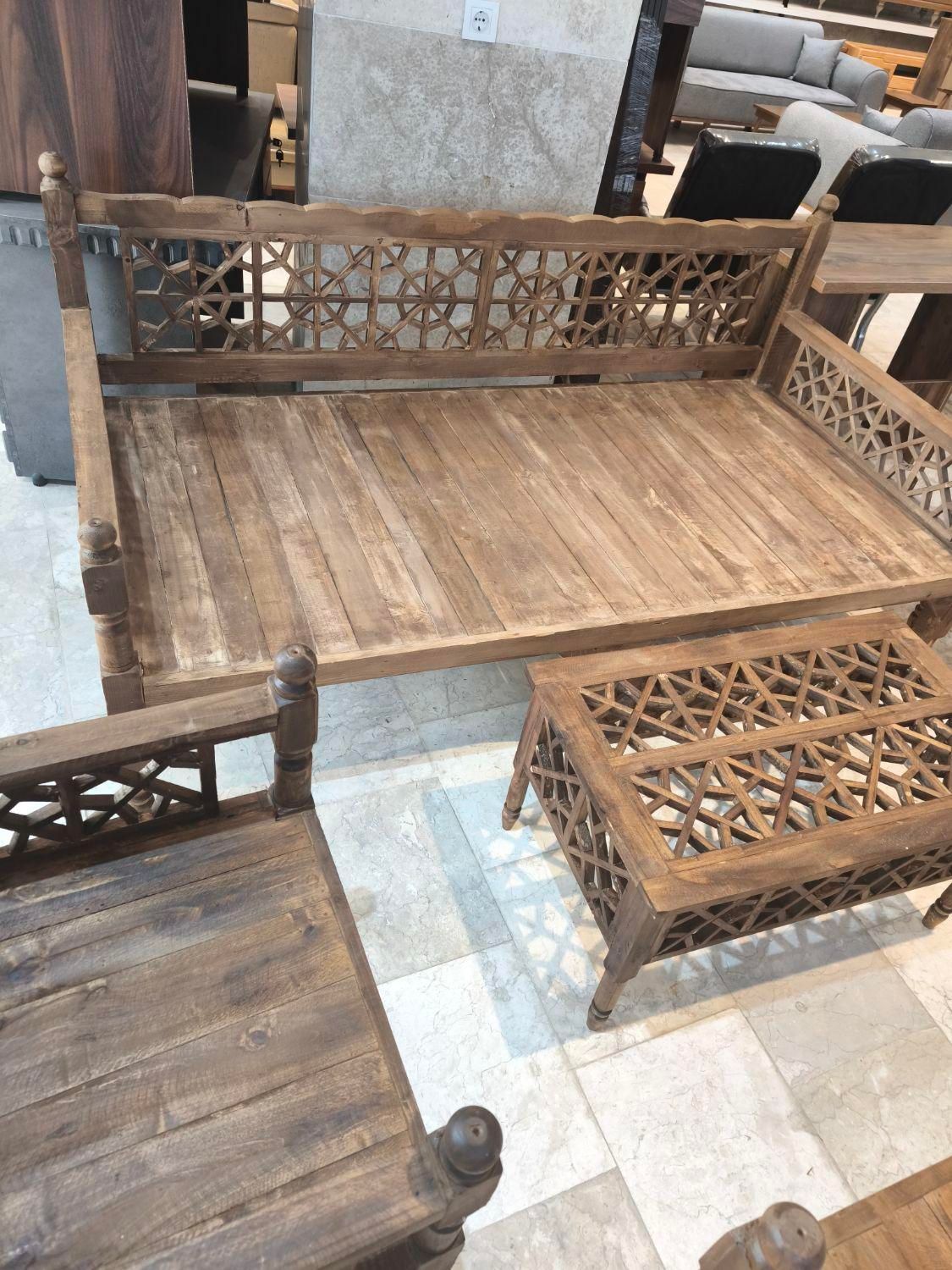 تخت و مبلمان سنتی|مبلمان خانگی و میز عسلی|شاهرود, |دیوار