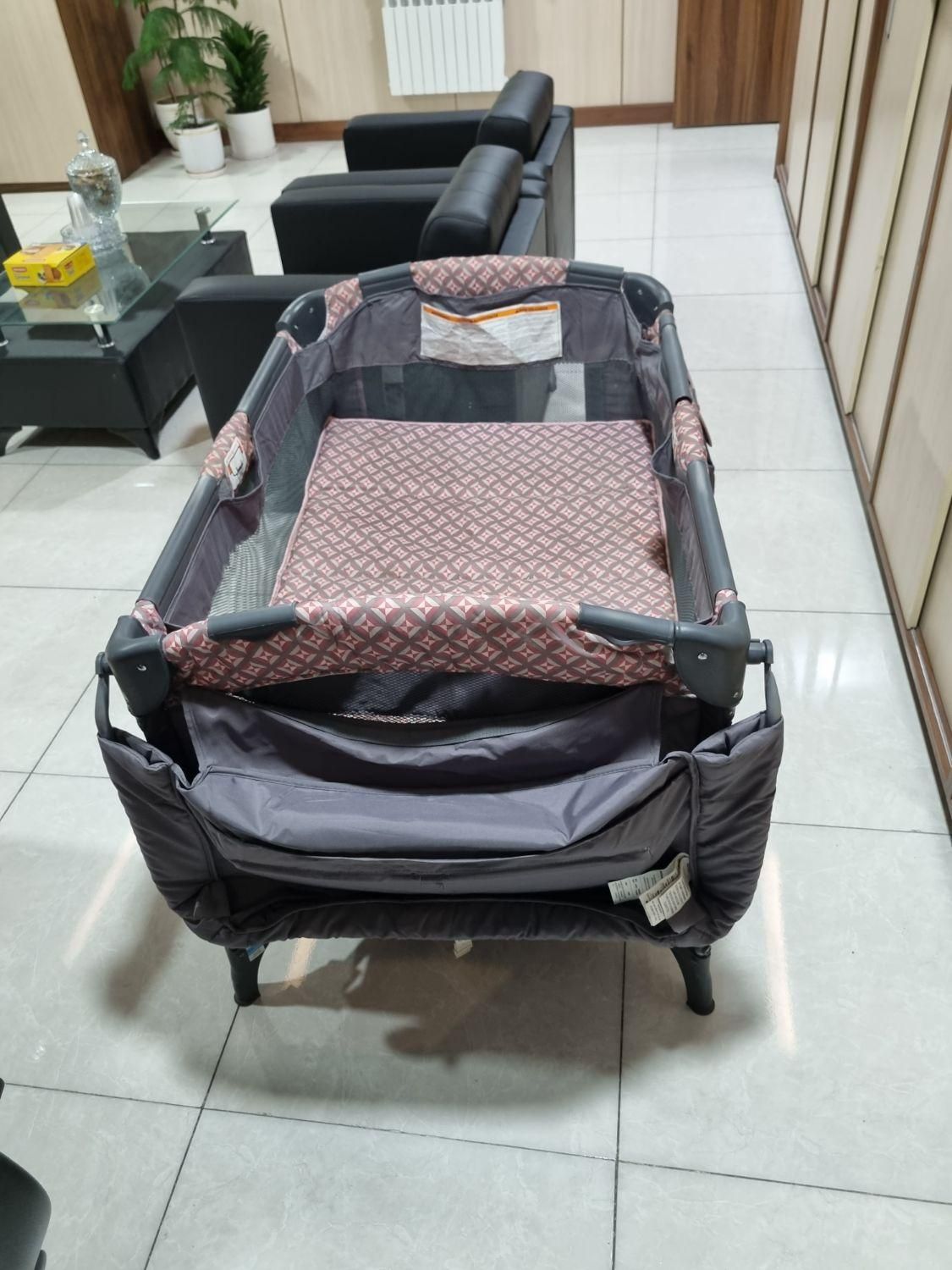 تخت و پارک Babytrend مدل  Nursery Center|تخت و صندلی بچه|تهران, یوسف‌آباد|دیوار