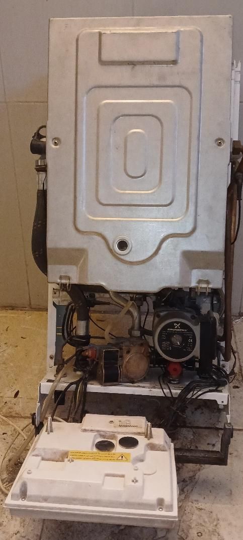 نصب و تعمیرات تخصصی کولر گازی لوله کشی مسی، پکیج|خدمات پیشه و مهارت|اصفهان, روشن‌دشت|دیوار