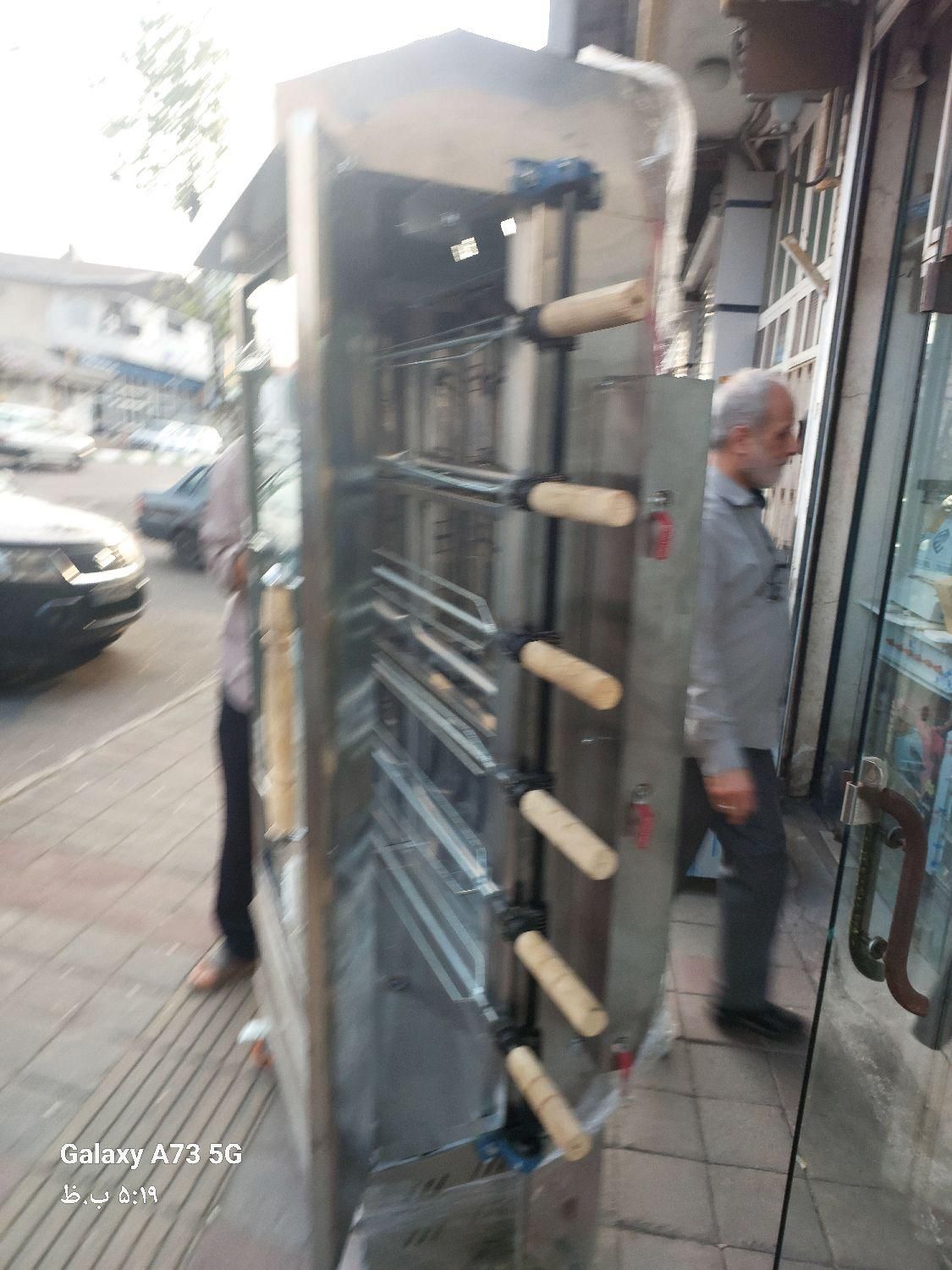 جوجه گردان پاچینی۴و۶ سیخ|کافیشاپ و رستوران|رشت, پاستوریزه|دیوار