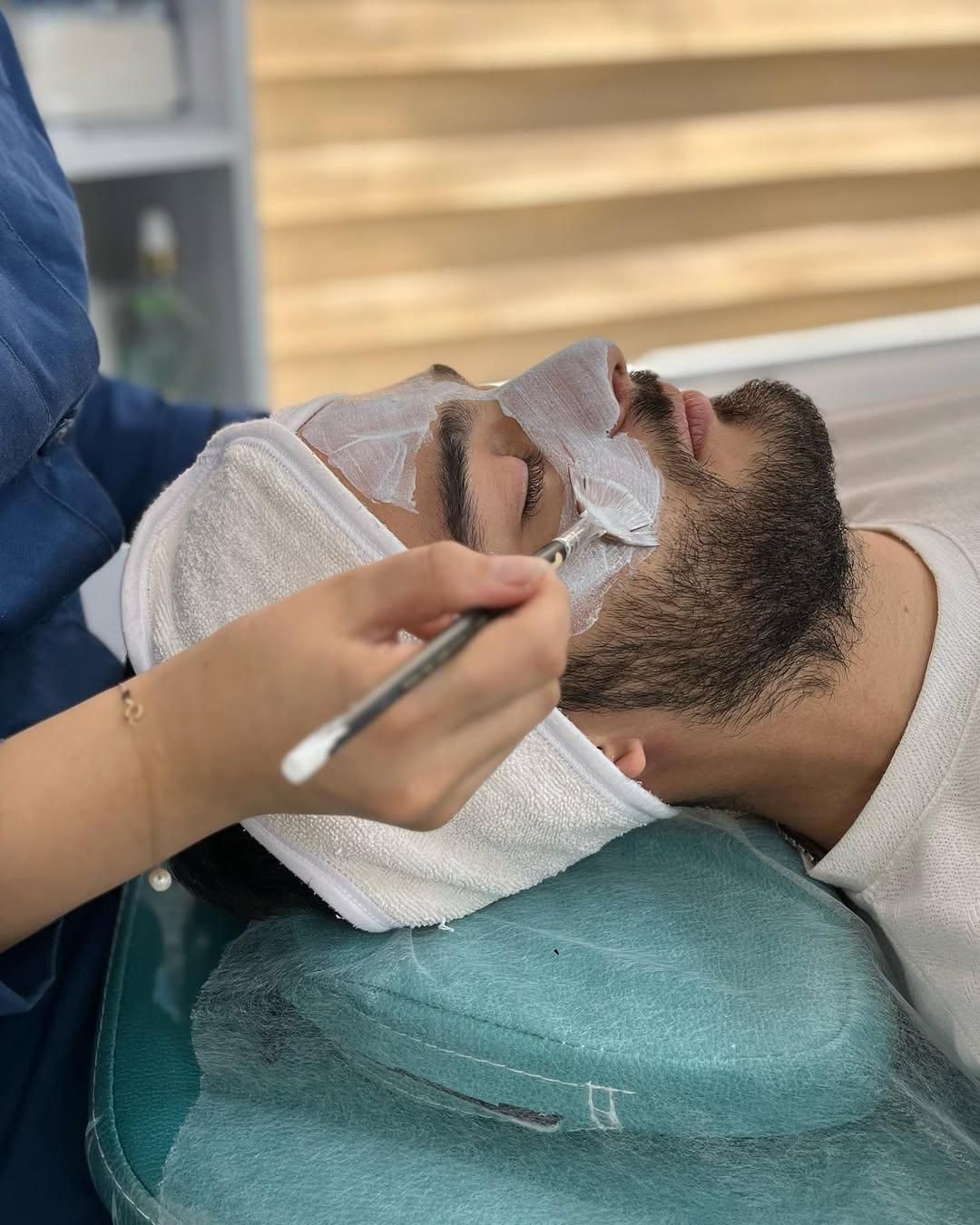 پاکسازی،جوانسازی و روشن کردن صورت برای آقایان|خدمات آرایشگری و زیبایی|دزفول, |دیوار