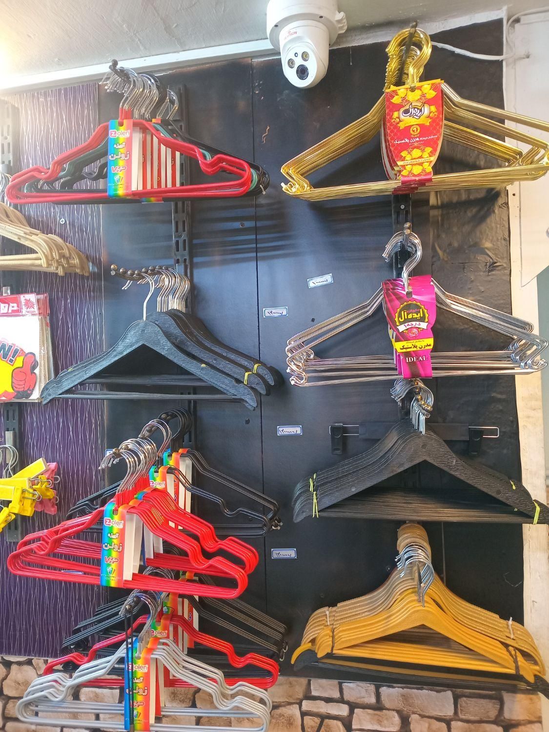 7780به قیمت درب کارخانه رگال مبرهن|فروشگاه و مغازه|رشت, استادسرا|دیوار