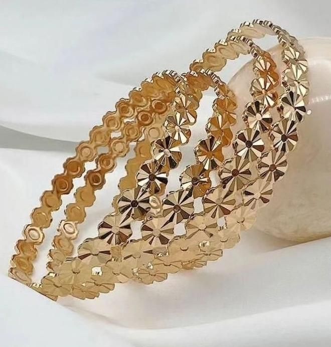 (فروشگاه بدلیجات آمیتیس)النگو طلا روس طرح خورشیدی|بدلیجات|تبریز, |دیوار