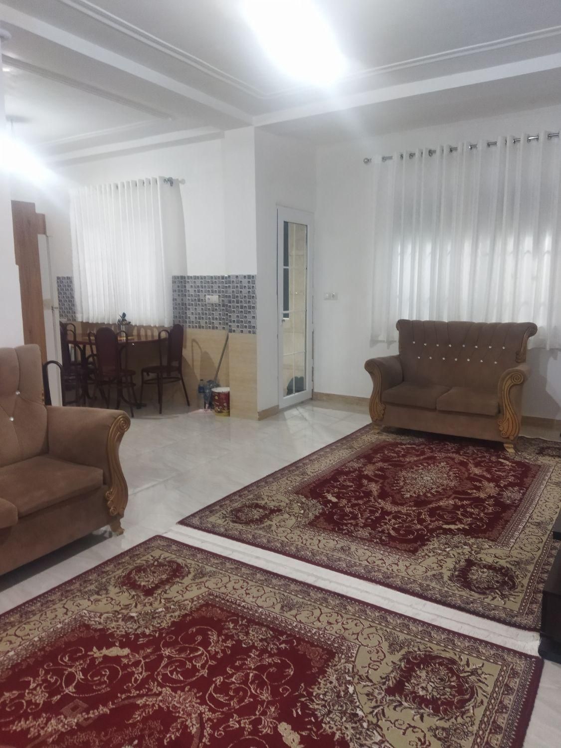 اجاره روزانه خانه نوساز دو خوابه در رشت باامکانات|اجارهٔ کوتاه‌مدت آپارتمان و سوئیت|رشت, حومه رشت|دیوار